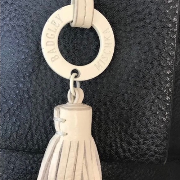 Badgley Mischka Crossbody - Picture 4 of 8